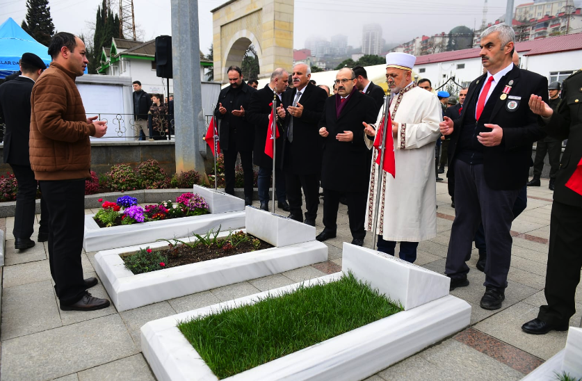 Trabzon da 18 Mart anakkale Zaferi ve ehitleri an ld